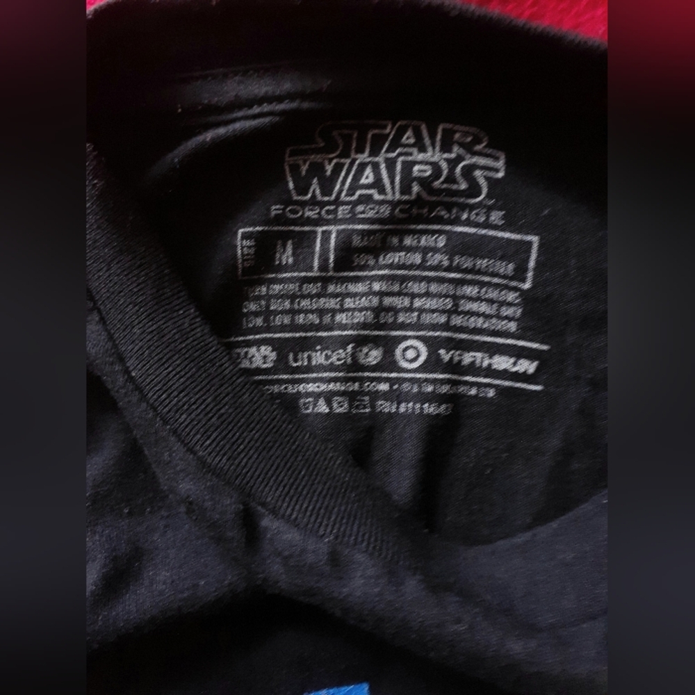 Star Wars UNICEF Charity Limited Edition T-shirt, Men - Picture 9 of 11